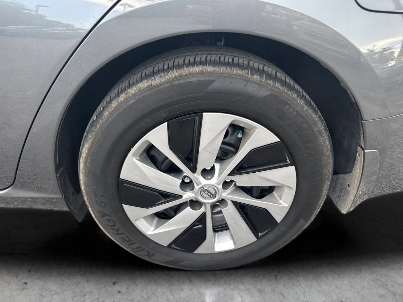 Certified 2025 Nissan Altima 2.5 S FWD image 39