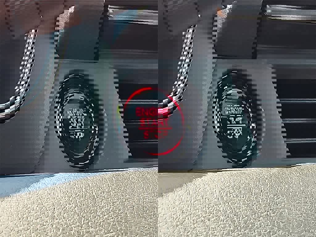 New 2025 Honda Pilot TrailSport image 17