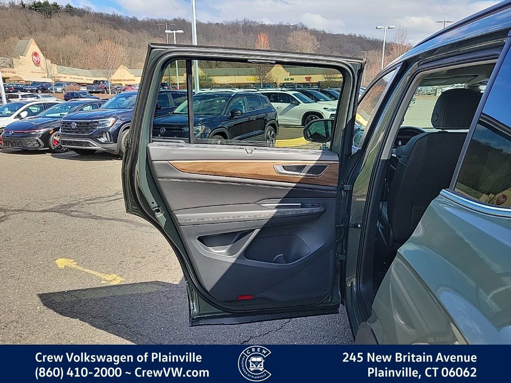 New 2026 Volkswagen Atlas SE image 48