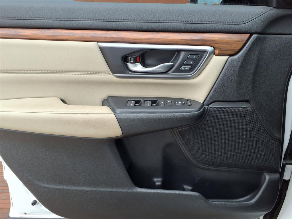 Used 2021 Honda CR-V Touring image 24