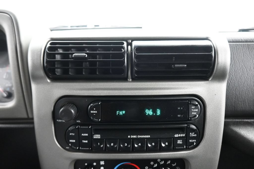 Used 2006 Jeep Wrangler Unlimited AWD/4WD image 14
