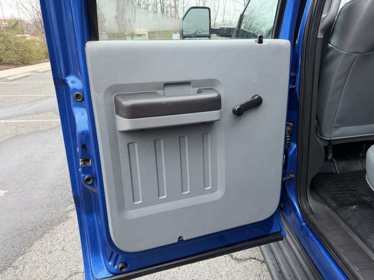 Used 2016 Ford F450 XL w/ Snow Plow Prep Package image 25