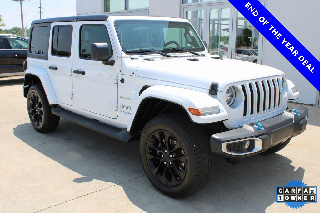 Used 2022 Jeep Wrangler Unlimited Sahara w/ Cold Weather Group image 1
