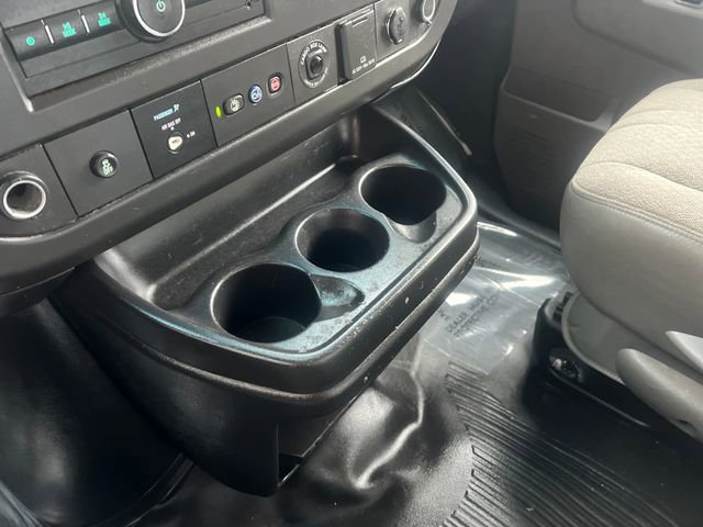Used 2020 Chevrolet Express 3500 w/ Power Convenience Package image 19