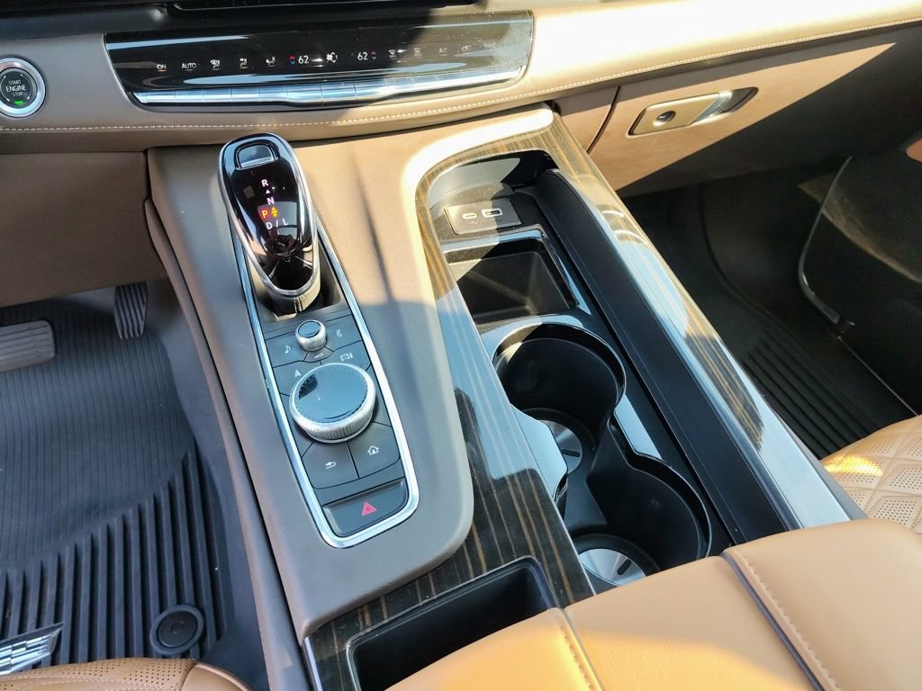Used 2024 Cadillac Escalade Sport w/ LPO, ONYX Package AWD/4WD image 50
