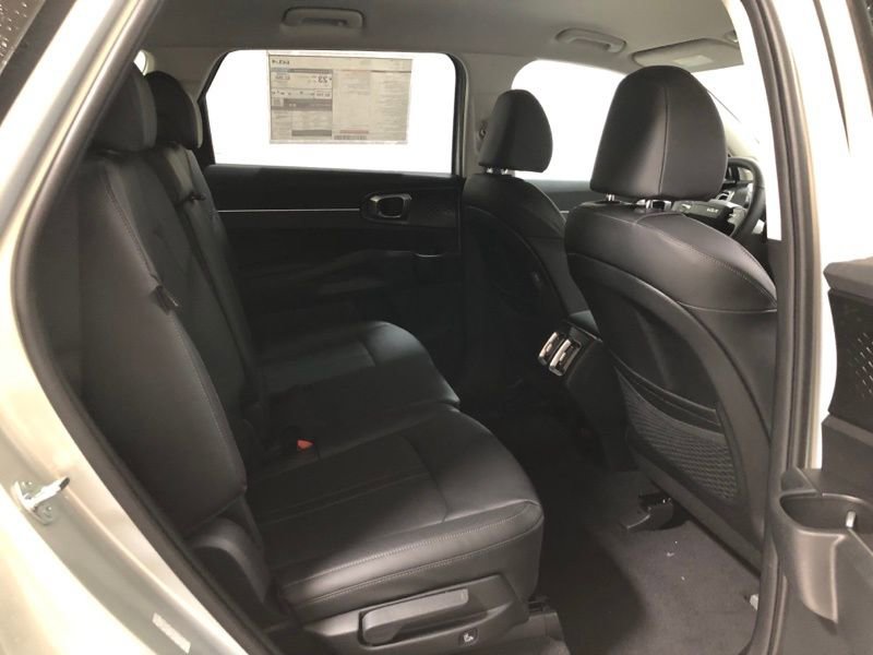 New 2026 Kia Sorento EX image 11