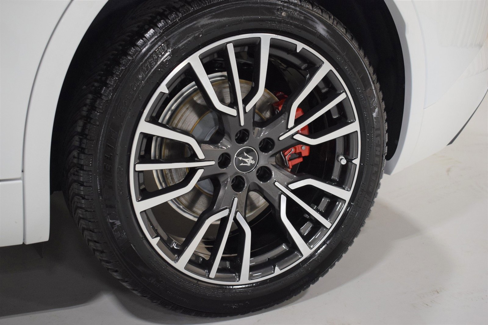 New 2024 Maserati Grecale GT image 6