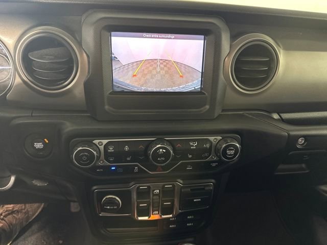 Used 2023 Jeep Wrangler Unlimited w/ Cold Weather Group image 22