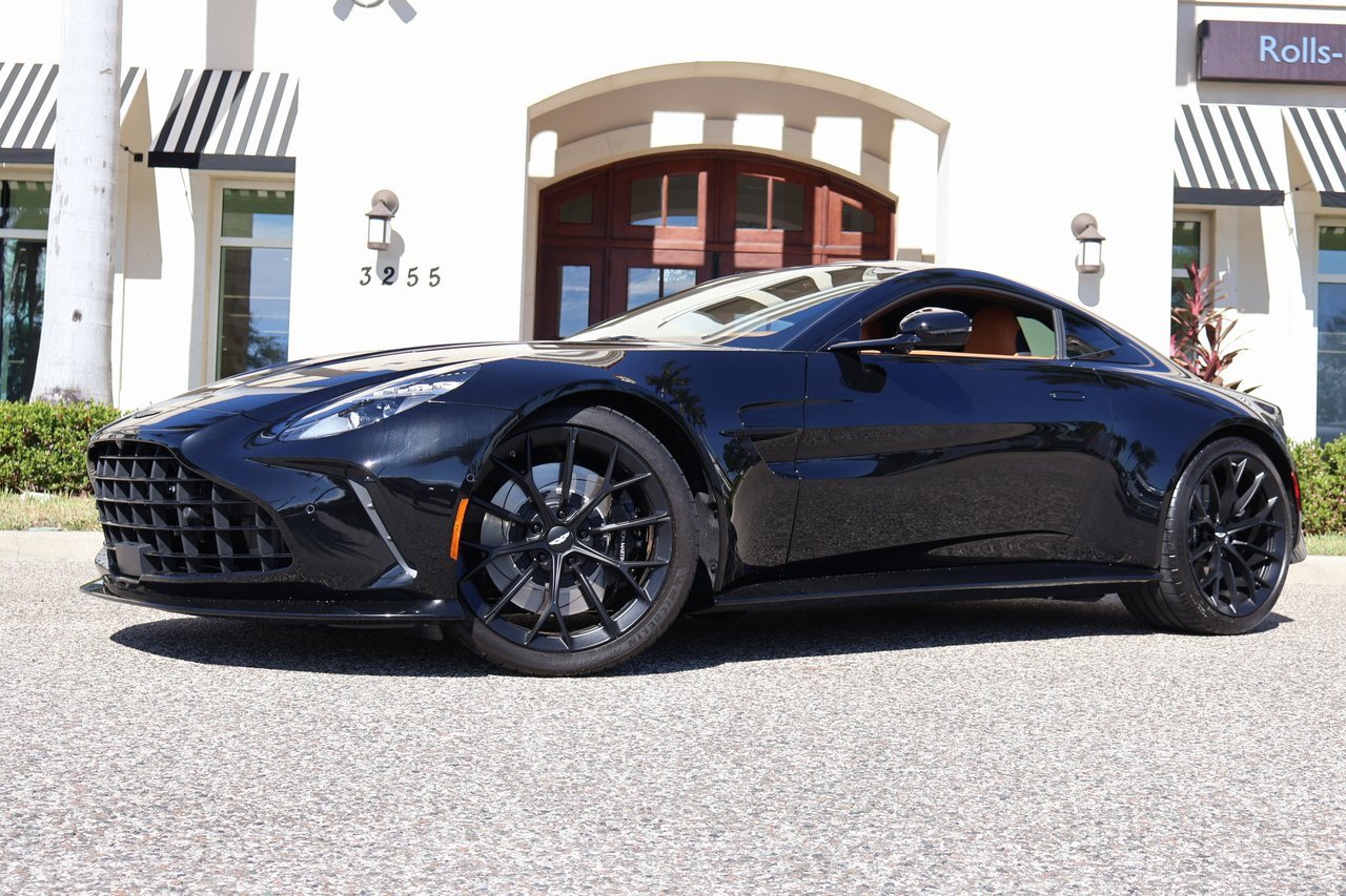 Used 2025 Aston Martin V8 Vantage Coupe