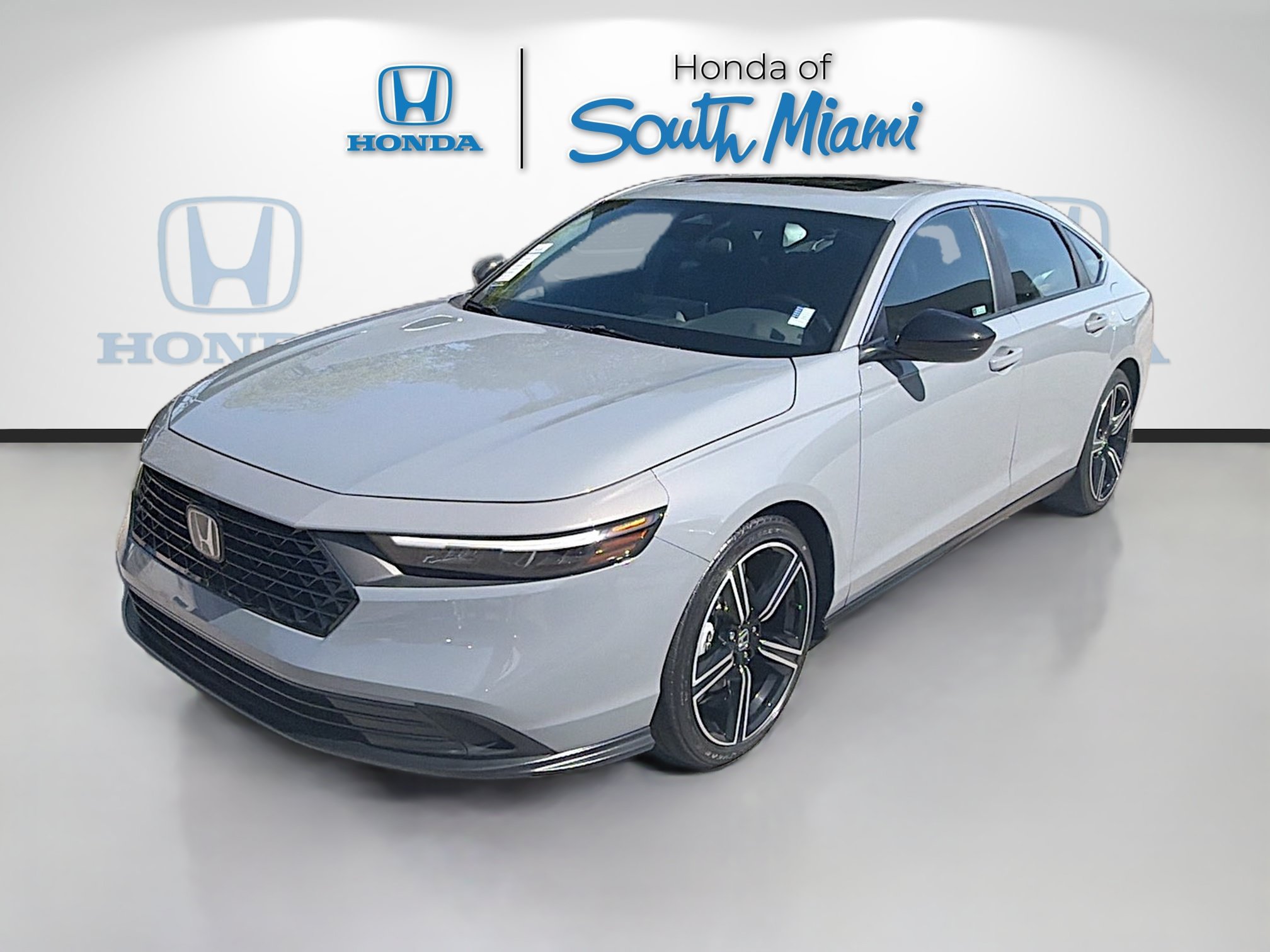 Used 2024 Honda Accord Sport image 3