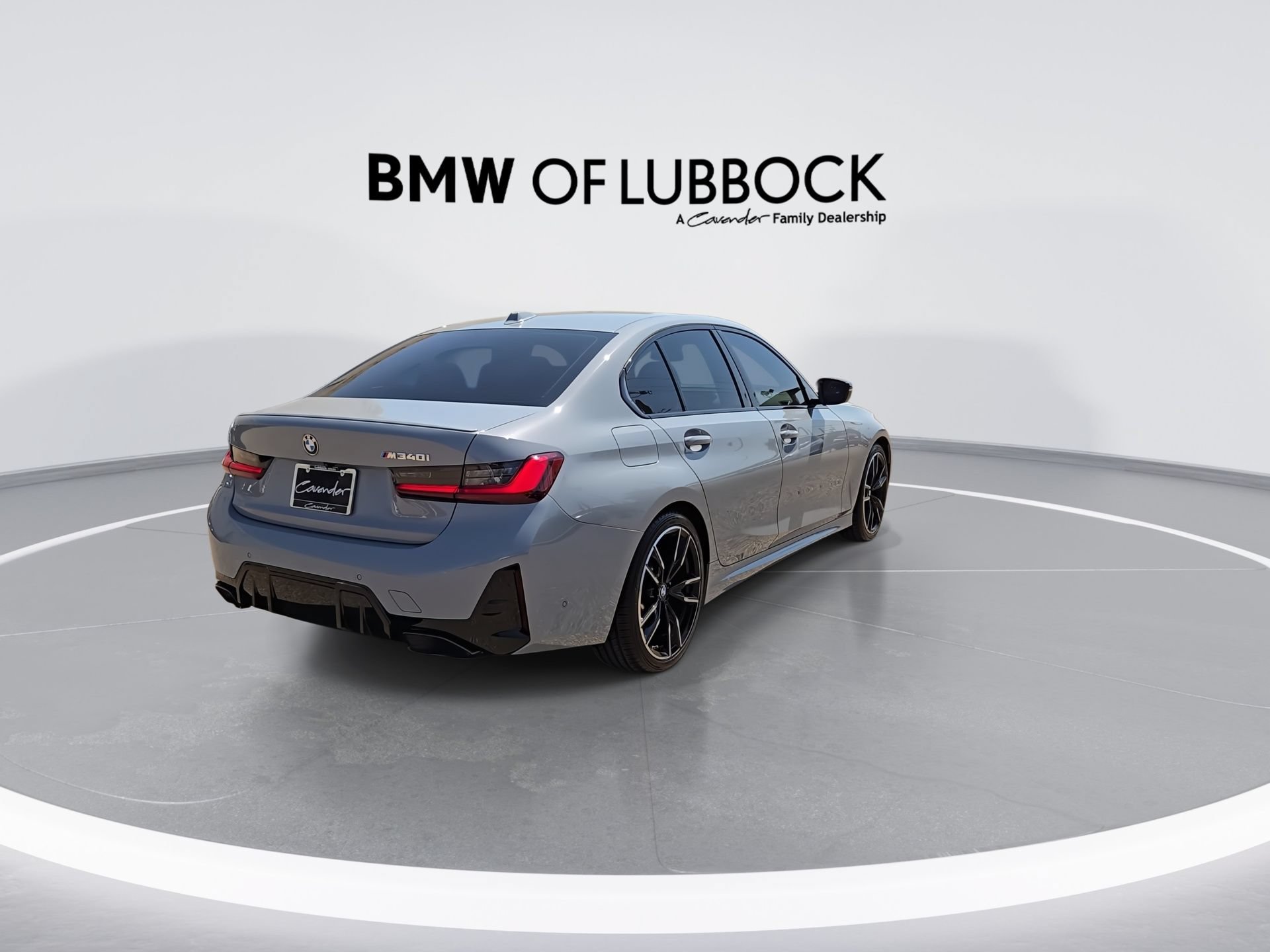 Used 2025 BMW M340i Sedan RWD image 8