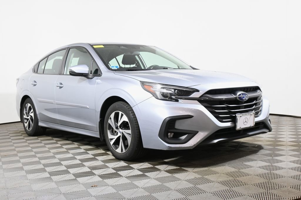 Used 2024 Subaru Legacy Premium image 9