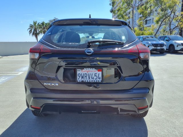 Certified 2025 Nissan Kicks Play S FWD image 19