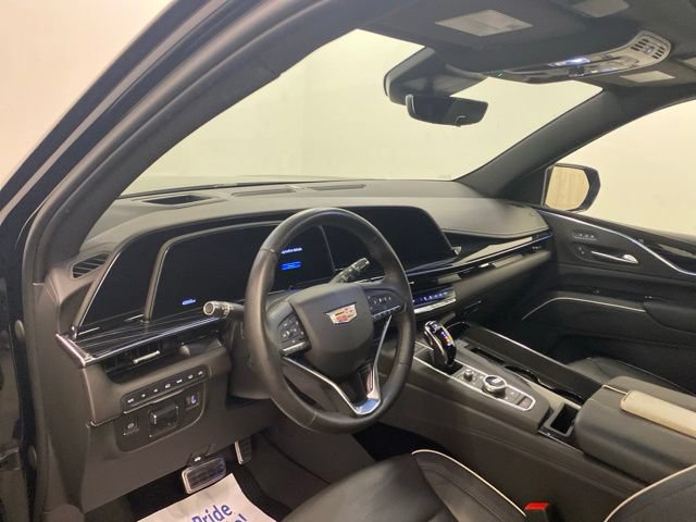 Used 2022 Cadillac Escalade Sport w/ Touring Package AWD/4WD image 7