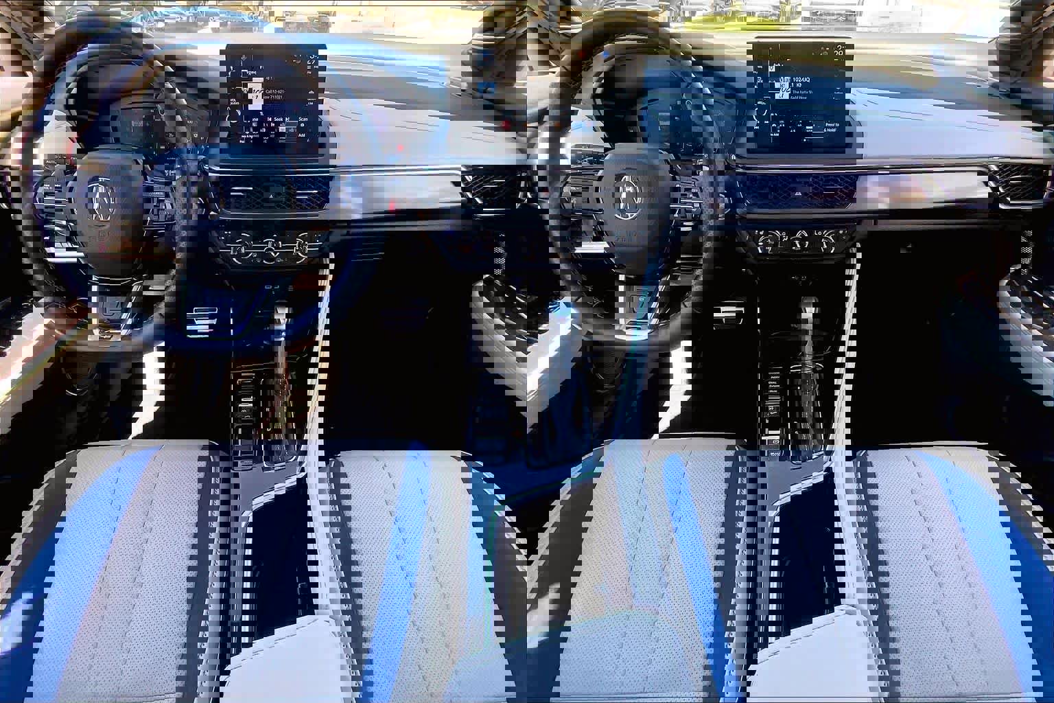 Used 2025 Acura ADX A-Spec image 16