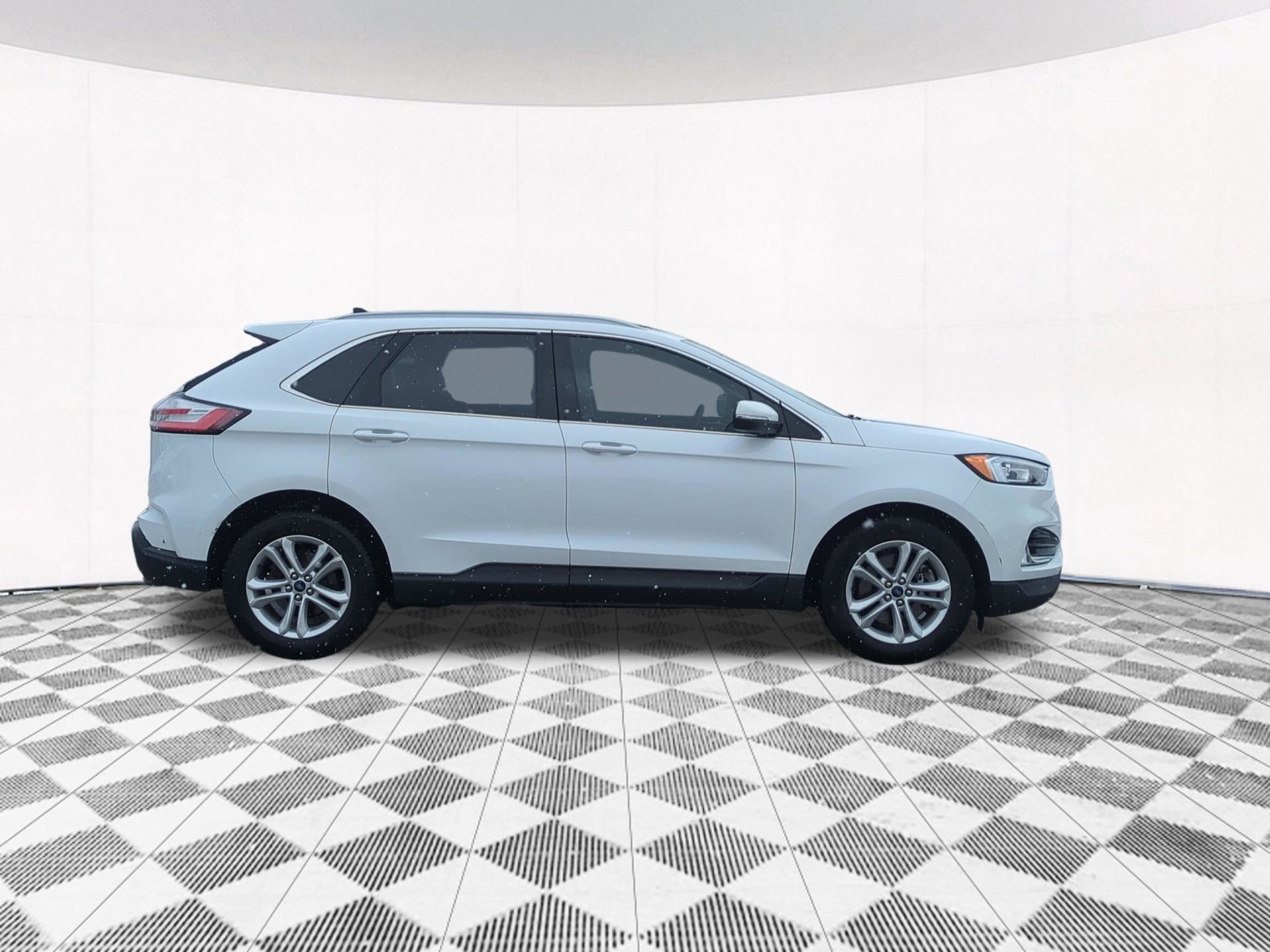 Used 2020 Ford Edge SEL w/ Convenience Package image 7
