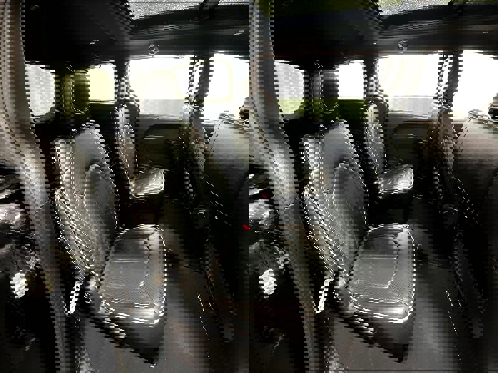 Used 2025 Chrysler Pacifica Limited image 16