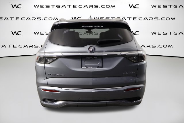 Used 2023 Buick Enclave Avenir w/ Avenir Technology Package FWD image 4