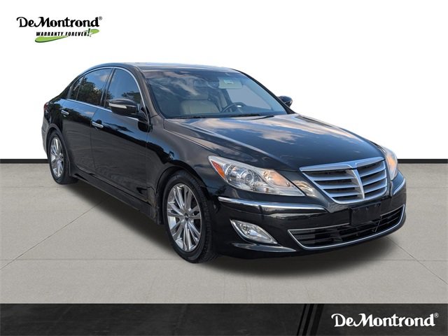 Used 2012 Hyundai Genesis 3.8 w/ Premium Pkg image 3