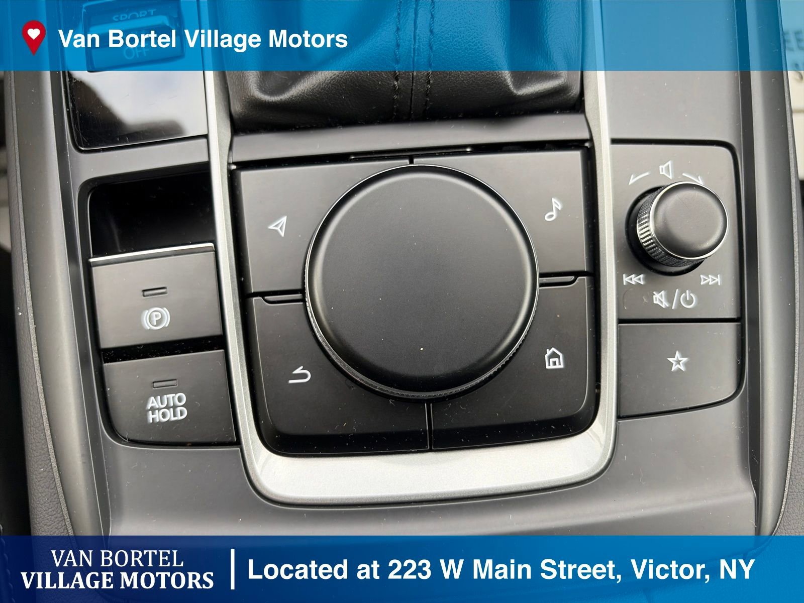 Used 2023 MAZDA CX-30 AWD 2.5 S w/ Select Package image 22