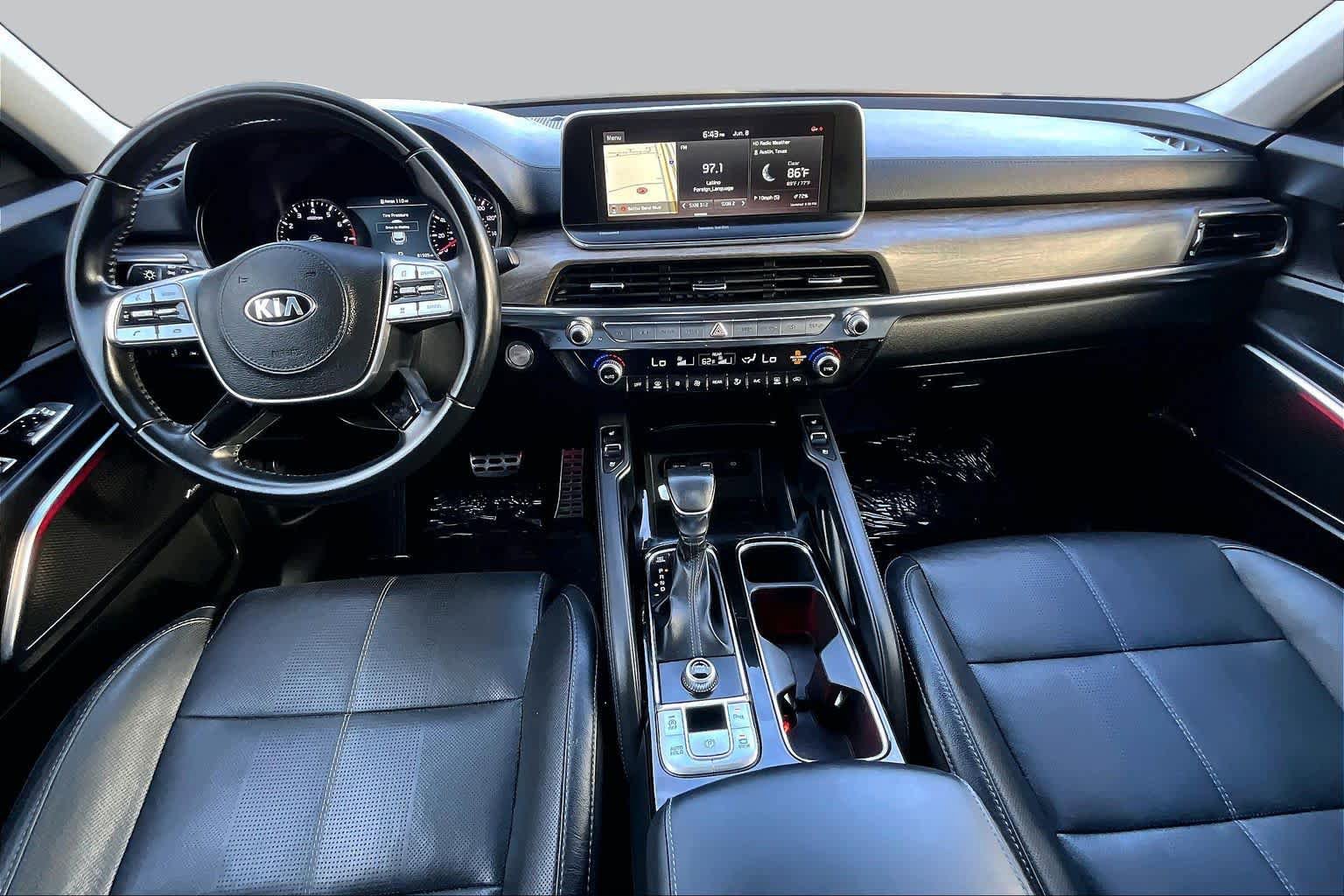 Used 2020 Kia Telluride SX w/ Towing Package FWD image 16