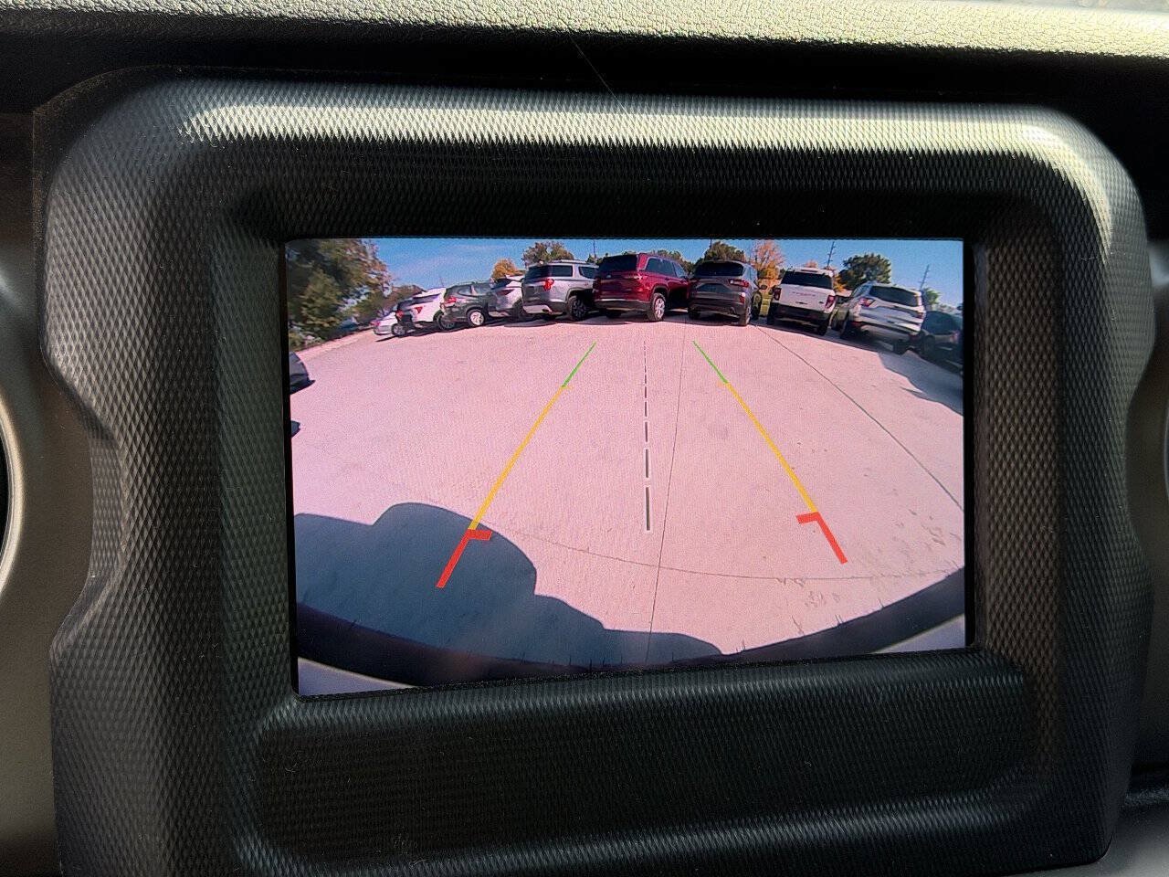 Used 2018 Jeep Wrangler Unlimited Sport S AWD/4WD image 28