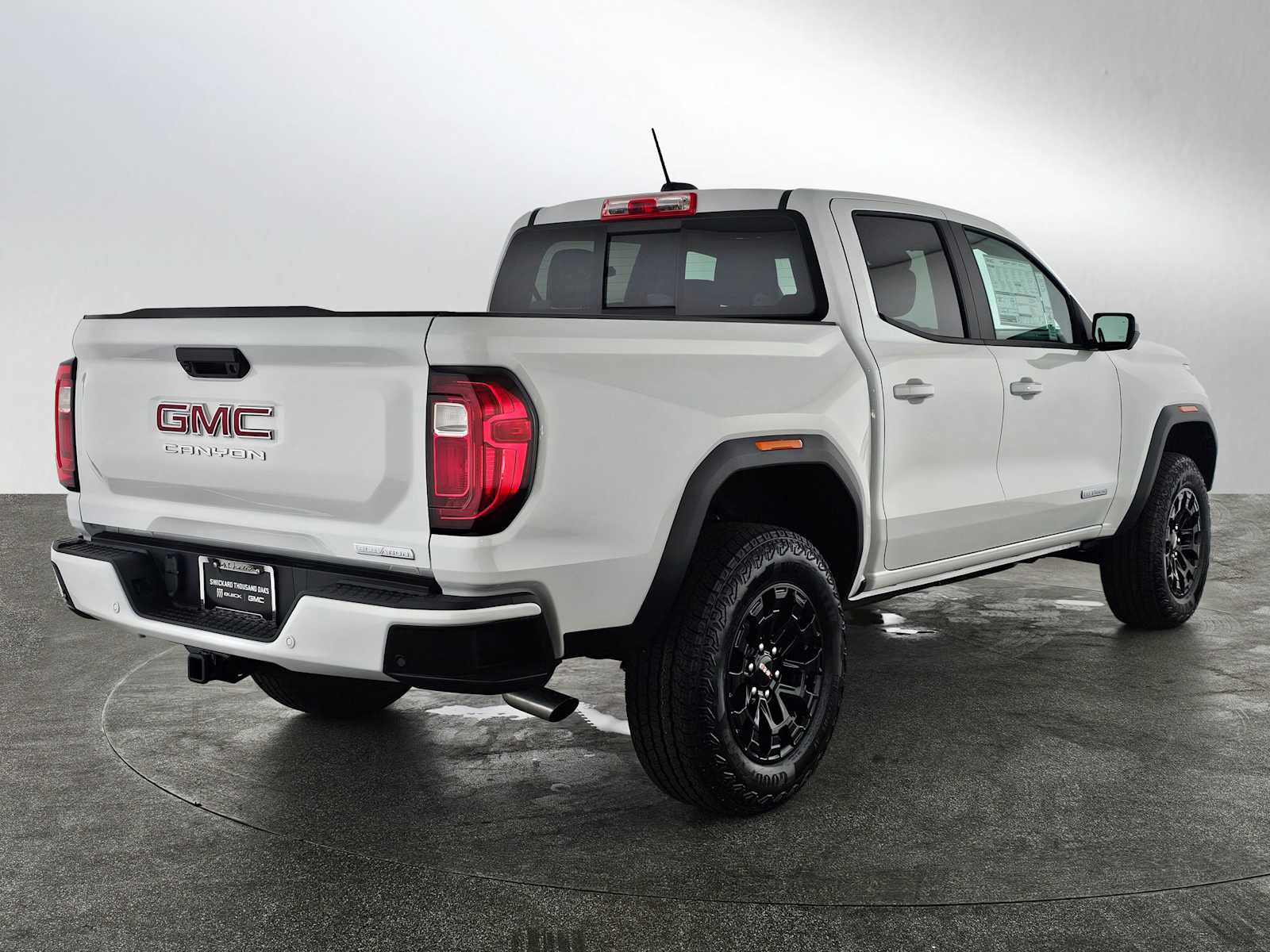 New 2026 GMC Canyon Elevation w/ Convenience Package image 3