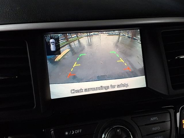 Used 2019 Nissan Pathfinder SV image 20