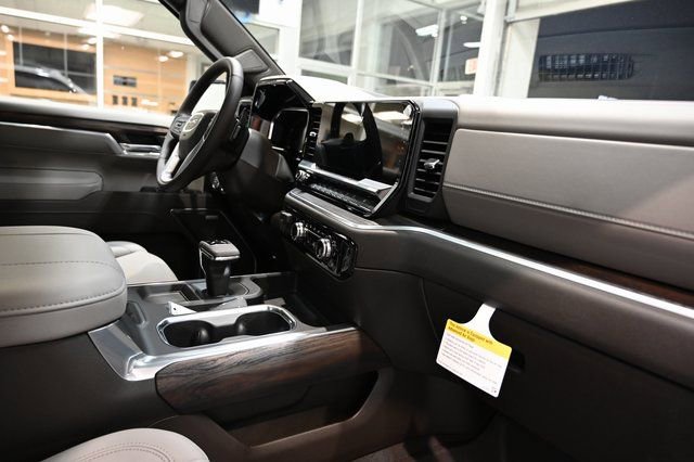 New 2026 GMC Sierra 1500 SLT w/ SLT Premium Plus Package image 16
