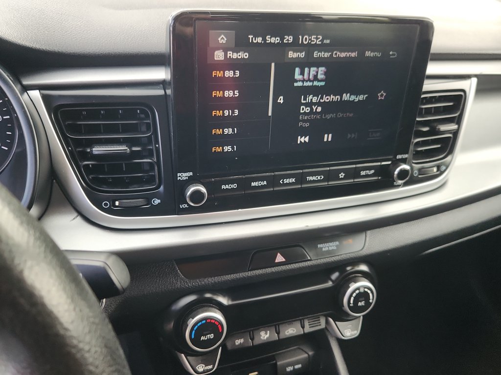 Used 2022 Kia Rio S w/ Option Group 015 FWD image 21