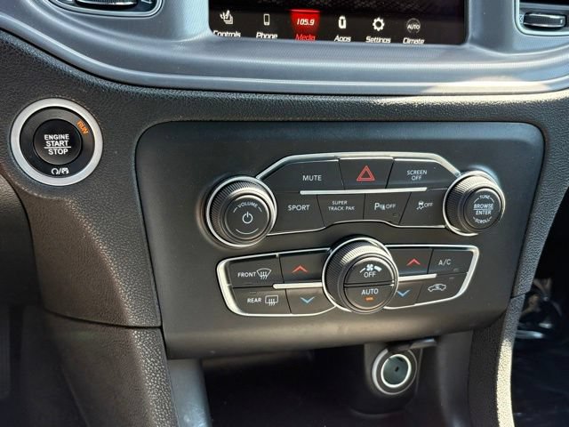 Used 2023 Dodge Charger SXT AWD/4WD image 17