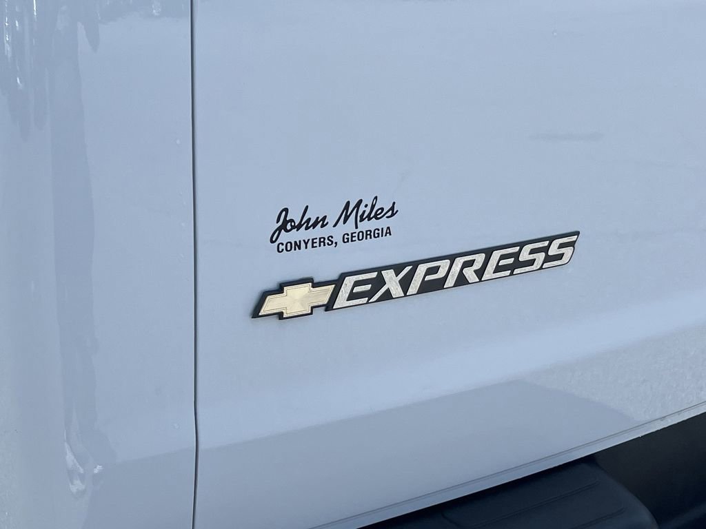 Used 2023 Chevrolet Express 3500 LS image 27