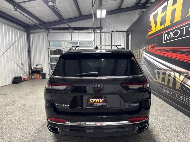 Used 2023 Jeep Grand Cherokee L Overland w/ Advanced Protech Group III AWD/4WD image 17