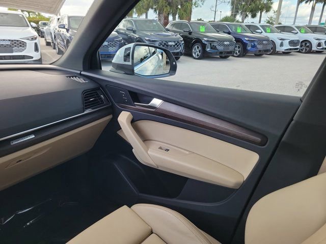 Certified 2023 Audi Q5 2.0T Premium w/ Convenience Package image 14