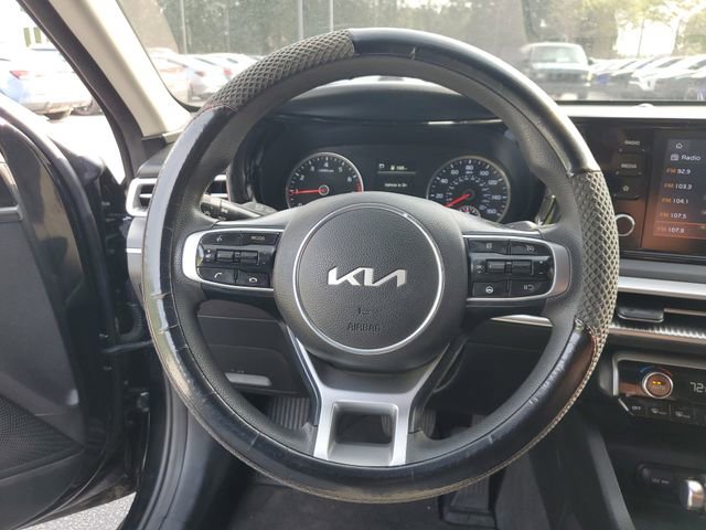 Used 2022 Kia K5 LXS image 25
