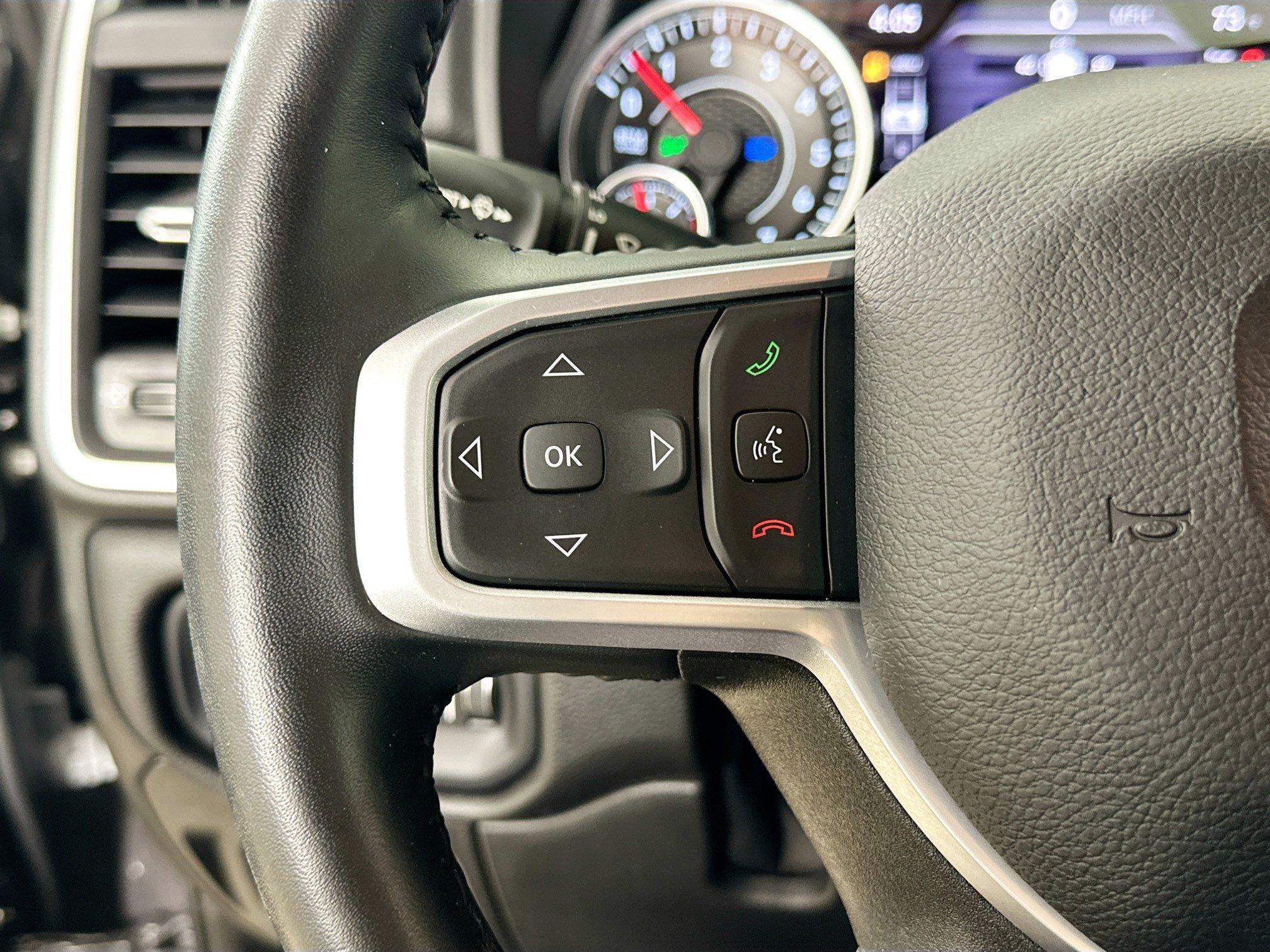 Used 2024 RAM 1500 Big Horn AWD/4WD image 12