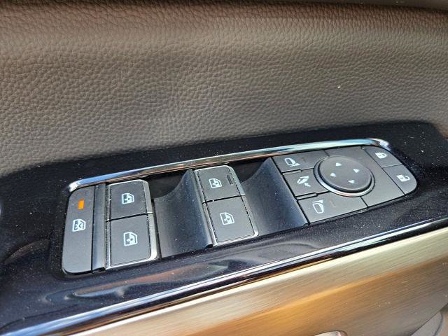 Certified 2025 Nissan Pathfinder Platinum w/ Cargo Package AWD/4WD image 30