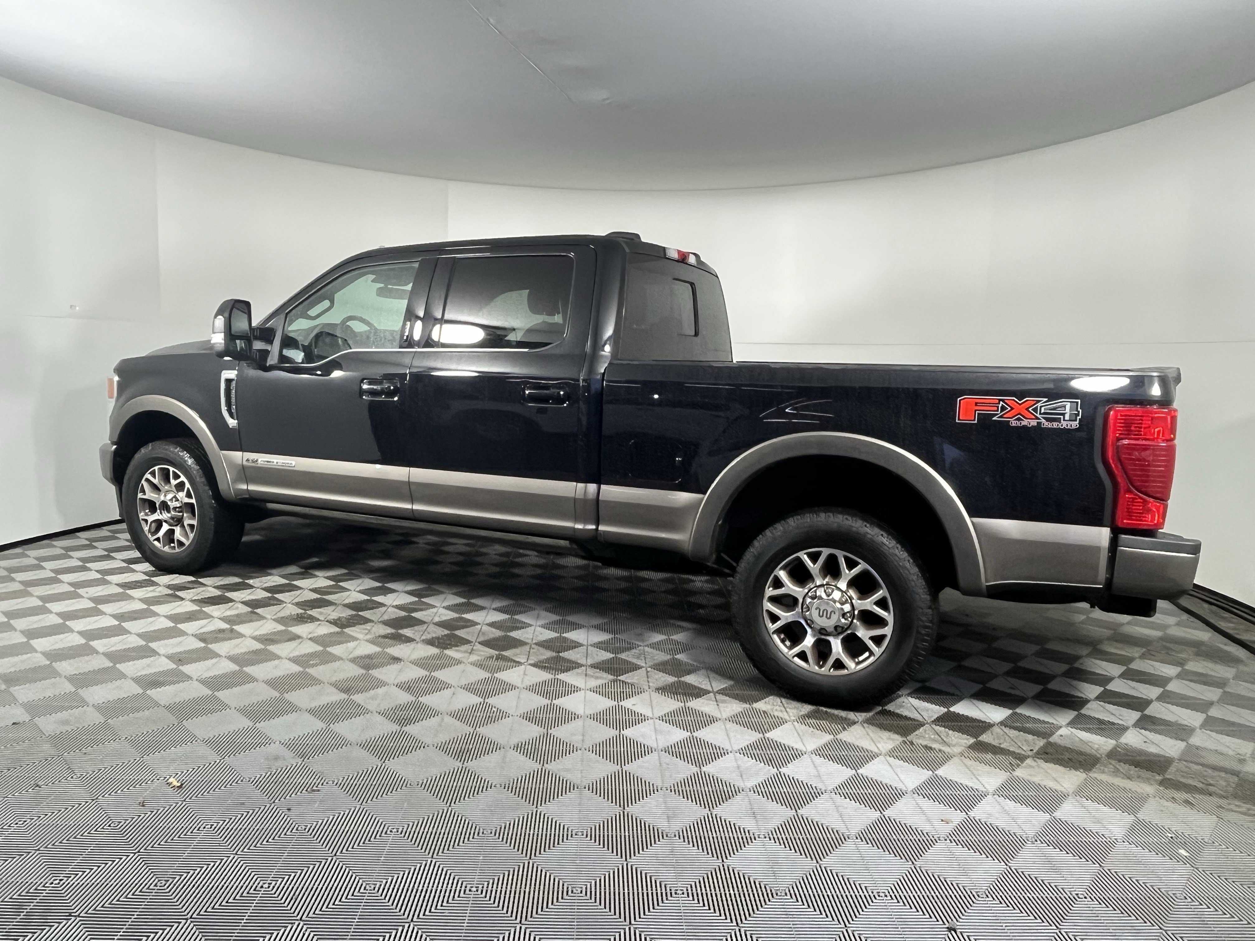 Used 2022 Ford F250 King Ranch w/ FX4 Off-Road Package video 2