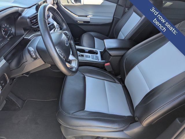 Certified 2024 Ford Explorer XLT w/ Equipment Group 202A RWD image 25