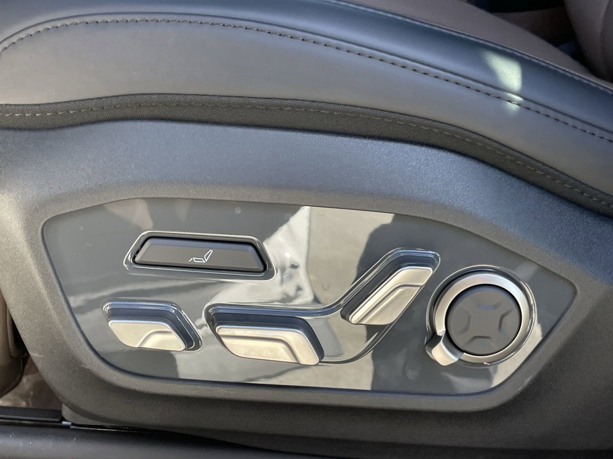 New 2026 Kia EV9 GT-Line AWD/4WD image 19