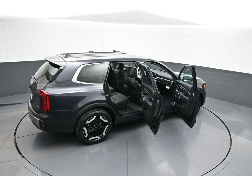 New 2025 Kia Telluride S image 47