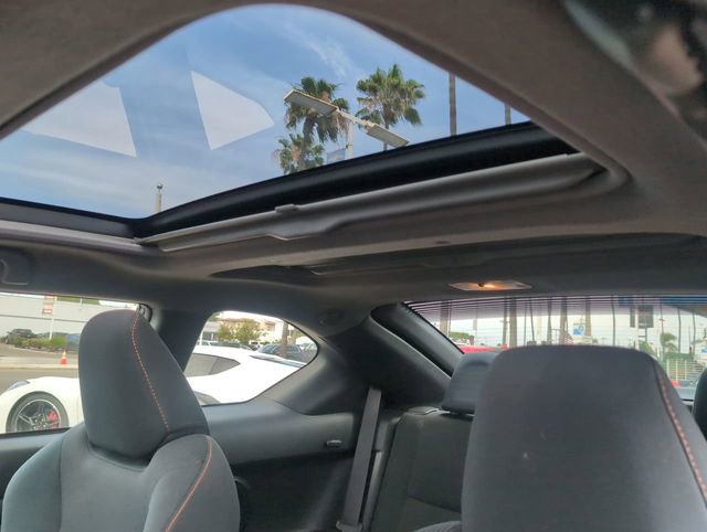 Used 2015 Scion tC image 23