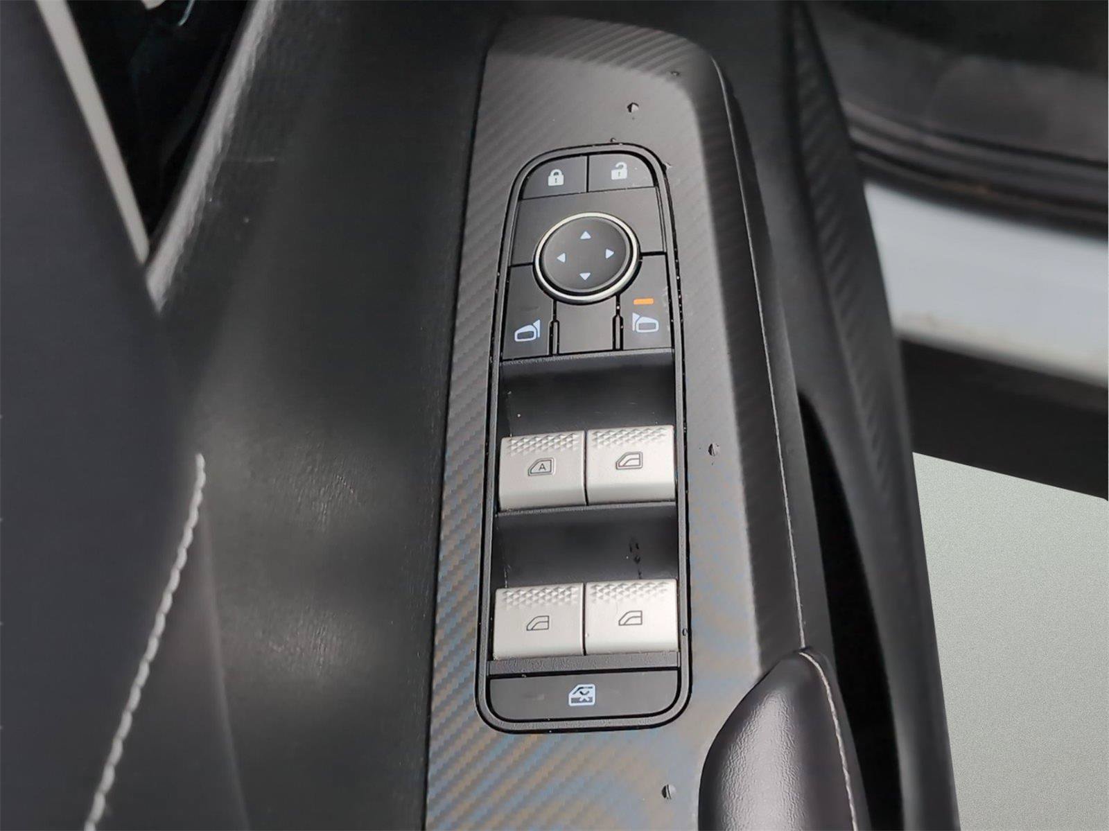 Used 2022 Mitsubishi Outlander SEL Black Edition FWD image 13