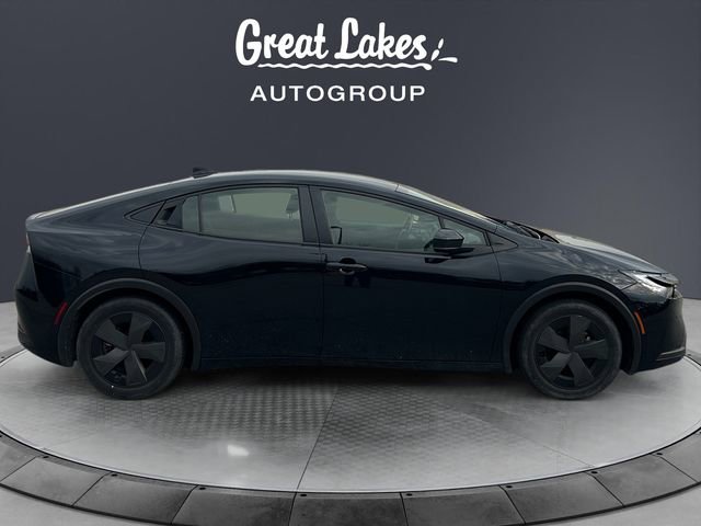 Used 2024 Toyota Prius LE image 6