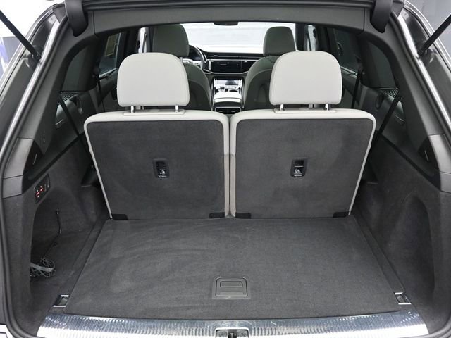 Used 2021 Audi Q7 3.0T Premium Plus w/ Executive Package image 24