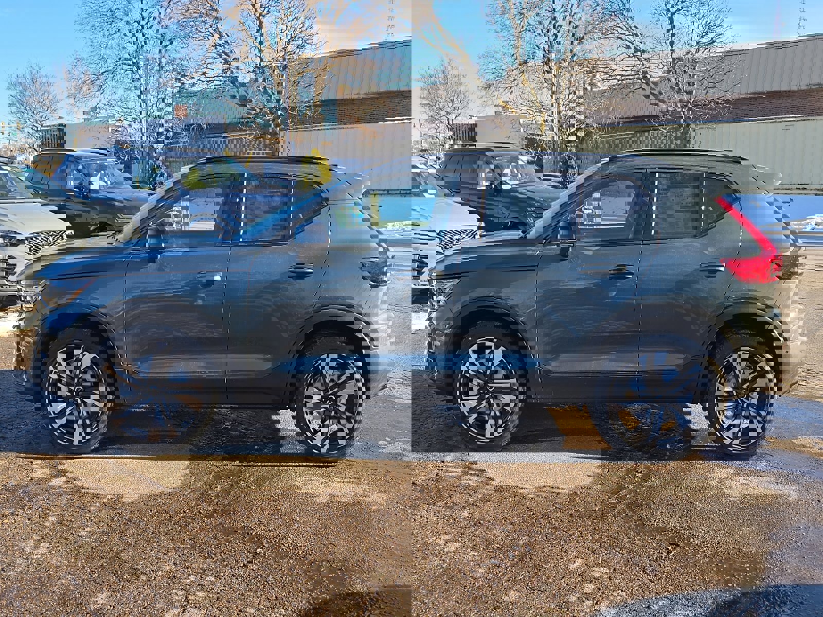 New 2026 Volvo XC40 B5 Ultra w/ Climate Package image 3