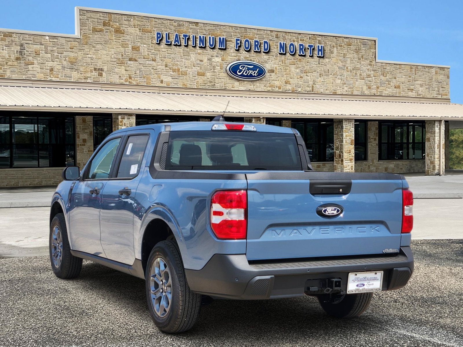 New 2026 Ford Maverick XLT w/ XLT Luxury Package FWD image 4