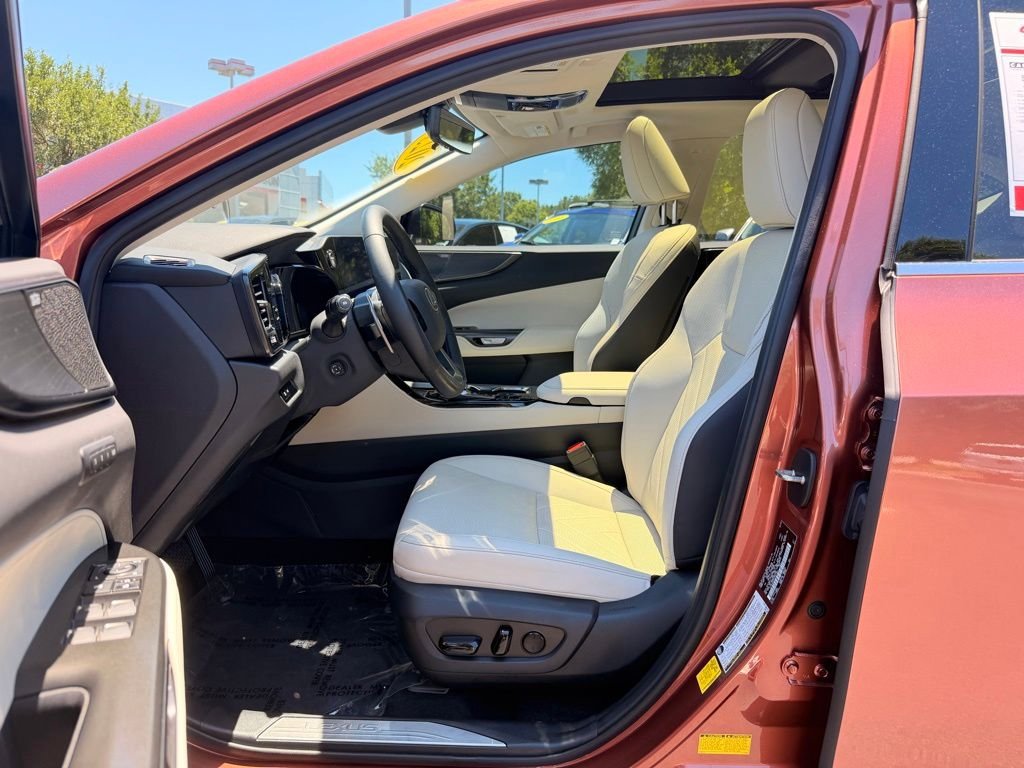 Used 2025 Lexus NX 350h AWD w/ Cold Area Package image 22