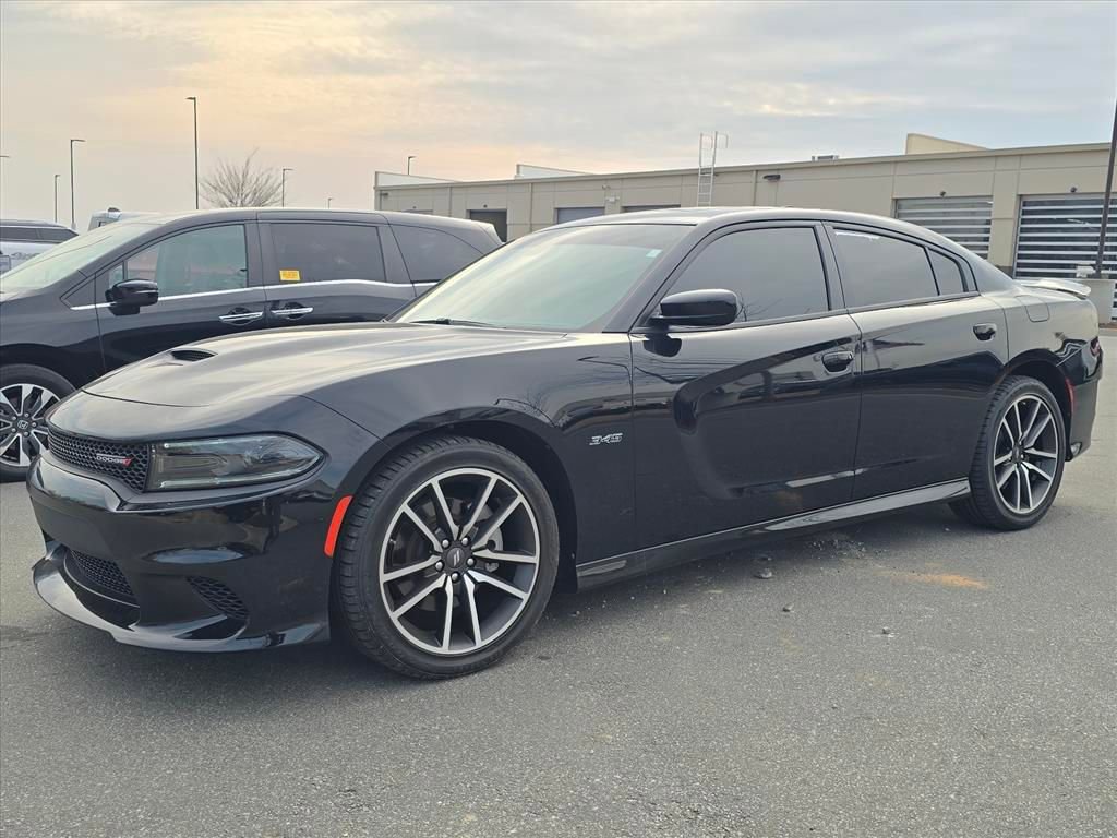 Used 2023 Dodge Charger R/T w/ Cold Weather Package image 7