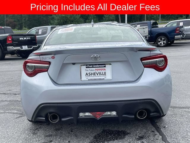 Used 2020 Toyota 86 RWD image 4